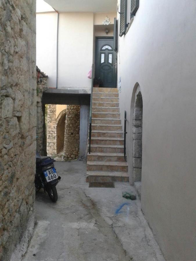 Janis Castle Apartment Himare Luaran gambar